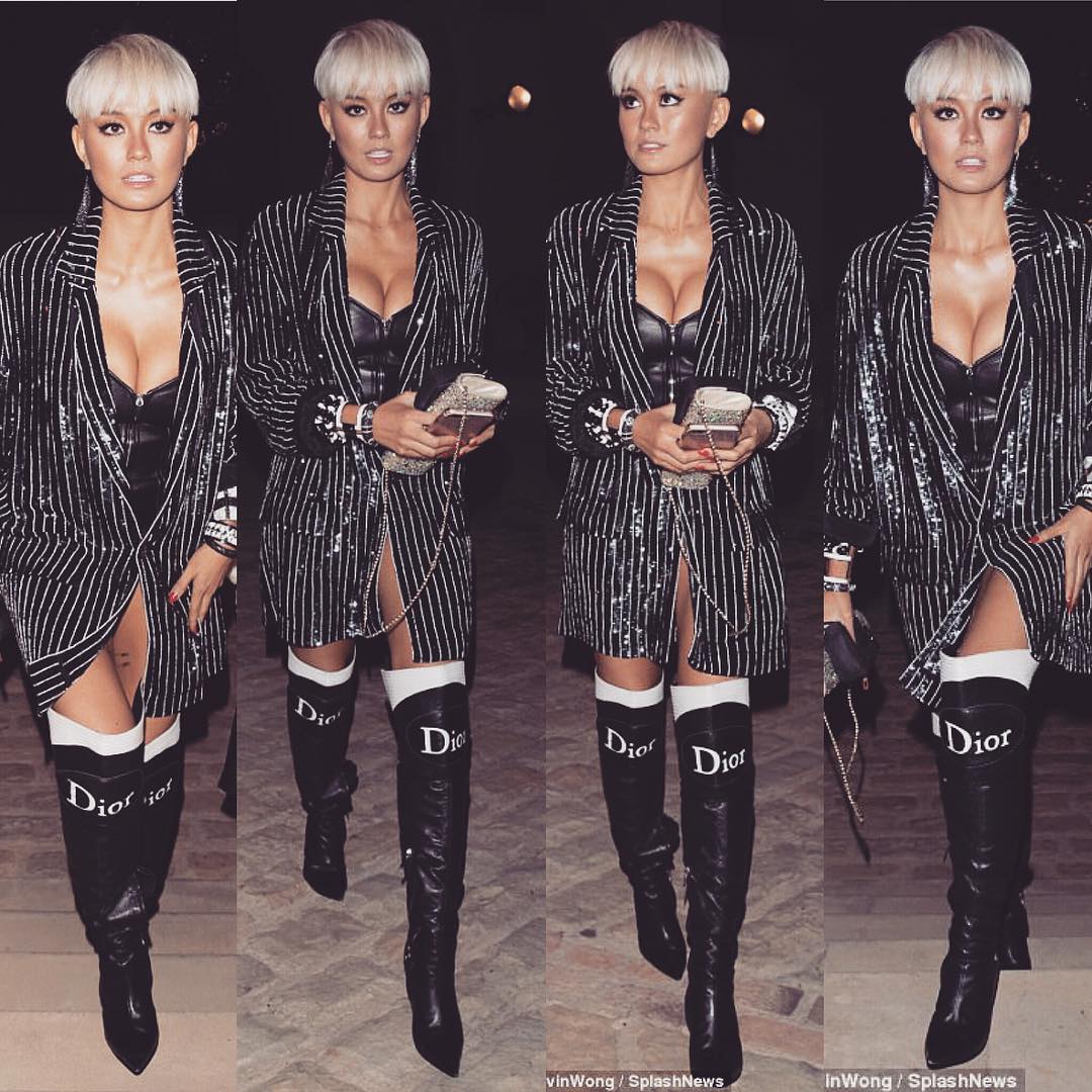 Artis agnez mo mendunia